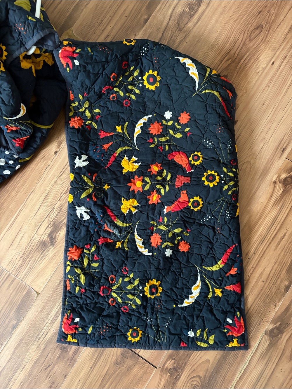 Plow & Hearth Navy Floral Ansley Folk Art Quilt - 3 Piece Set - Picture 3 of 6